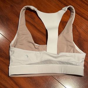 LULULEMON WHITE SPORTS BRA SIZE 2